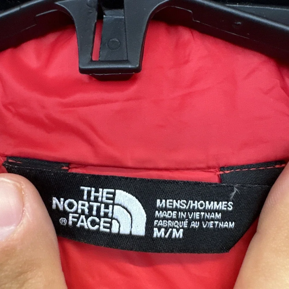 The North Face Men's Black Quilted Jacket M Full Zip Pockets Red Lining